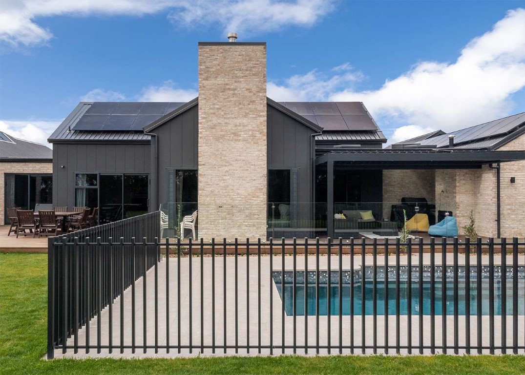 DuraPanel Axis - Johnson Fencing Christchurch project